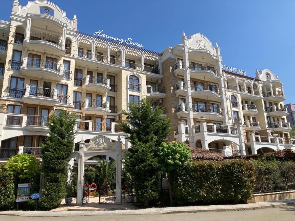 Private Apartments In Harmony Suites Dream Island Sunny Beach Exterior photo